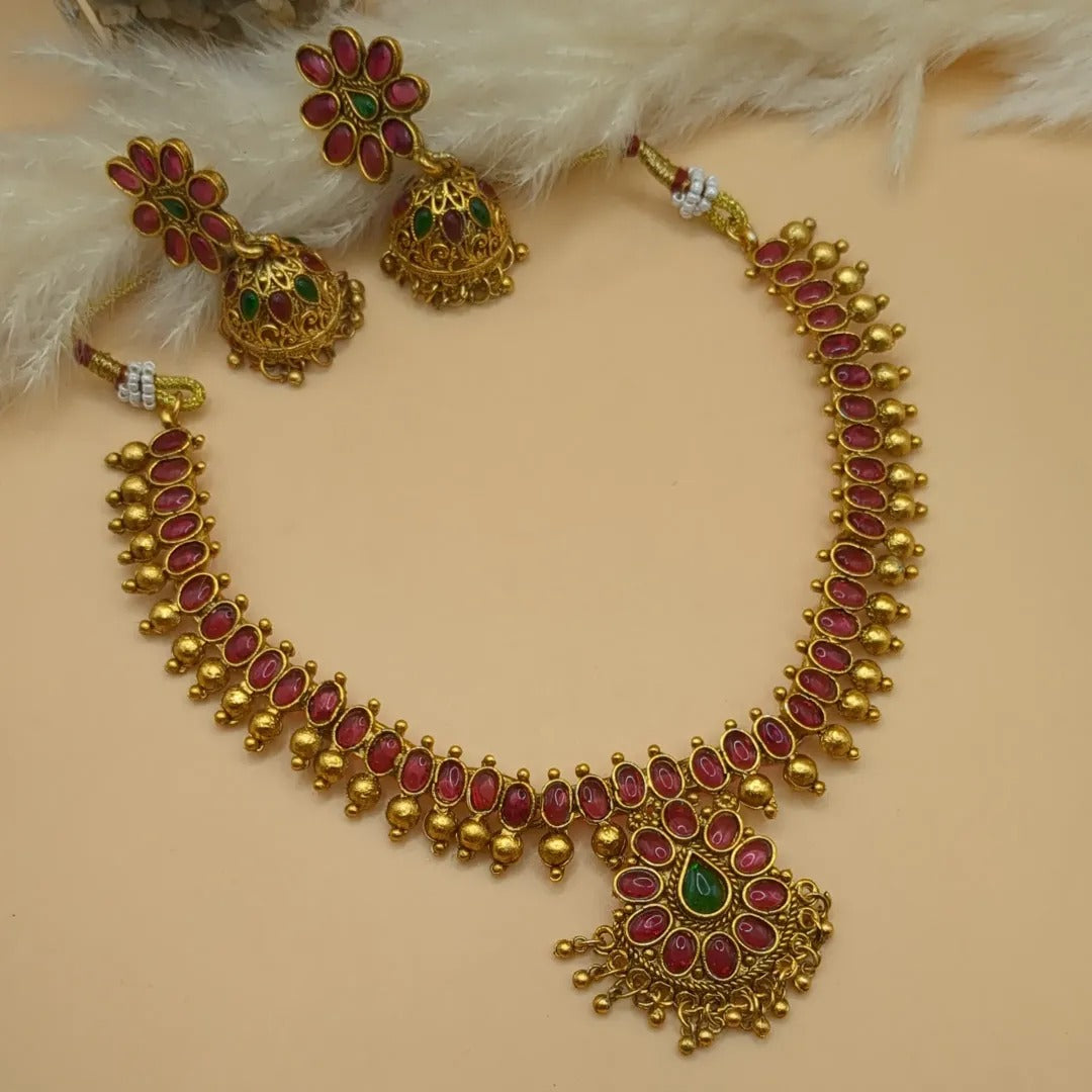 Tempel Halskette mit Ohrringe - gold | grün rot (Kemp Steine)