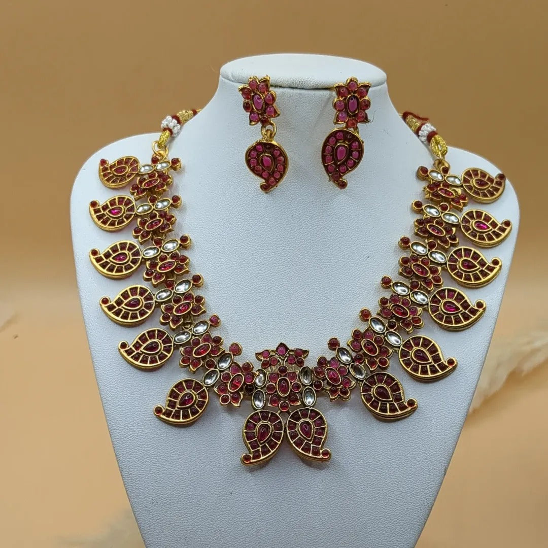 Tempel Halskette mit Ohrringe - gold | rot (Kemp Steine)