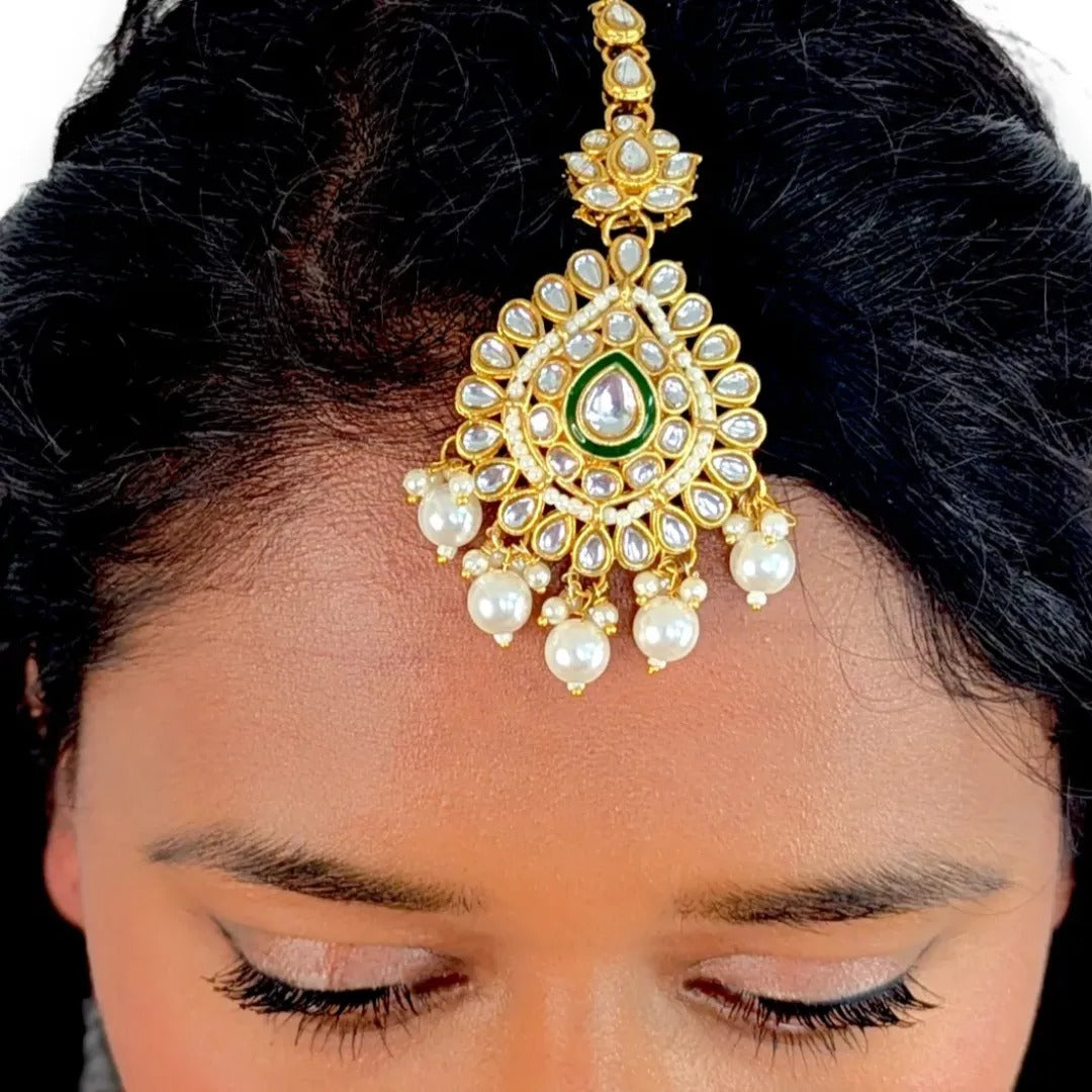 Kundan Necklace with Earrings & Tikka - gold | Red