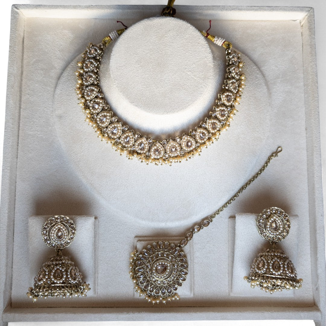 Polki Halskette mit Ohrringe & Tikka - gold