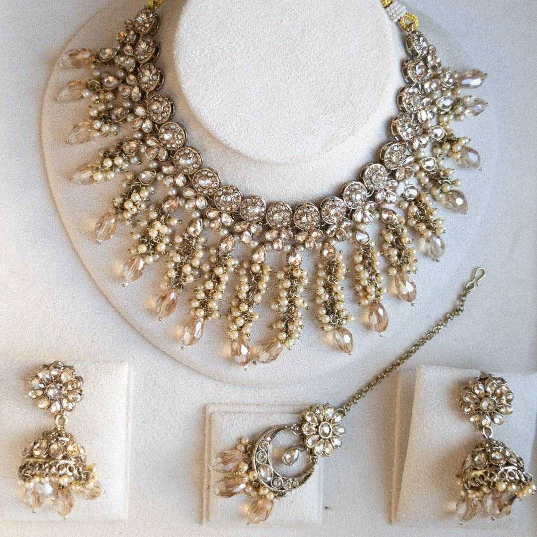 Polki Halskette mit Ohrringe & Tikka - gold