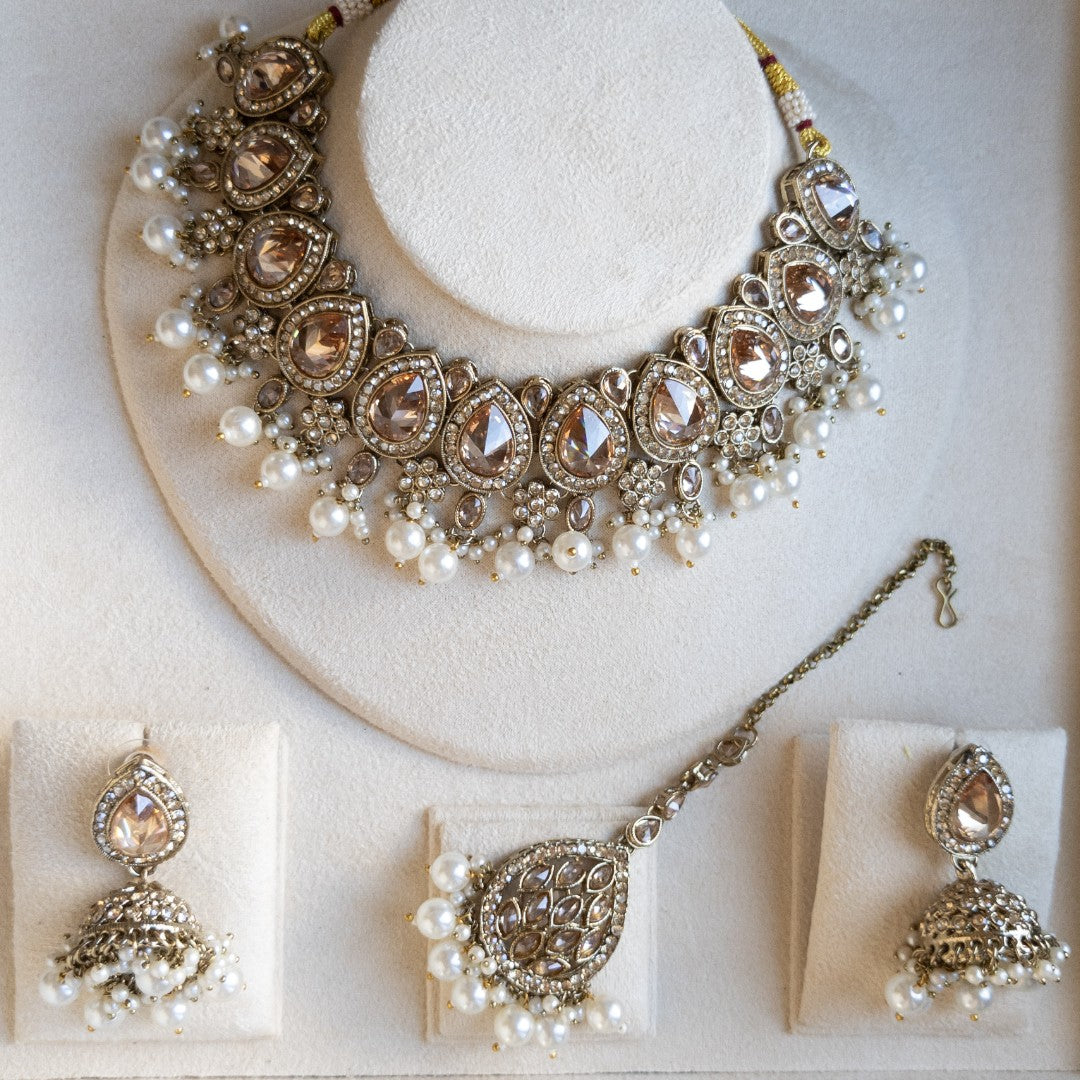 Polki Halskette mit Ohrringe & Tikka - gold