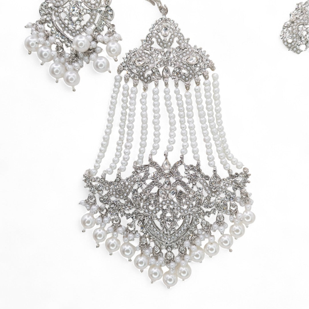 Necklace with Earrings & Tikka - gold