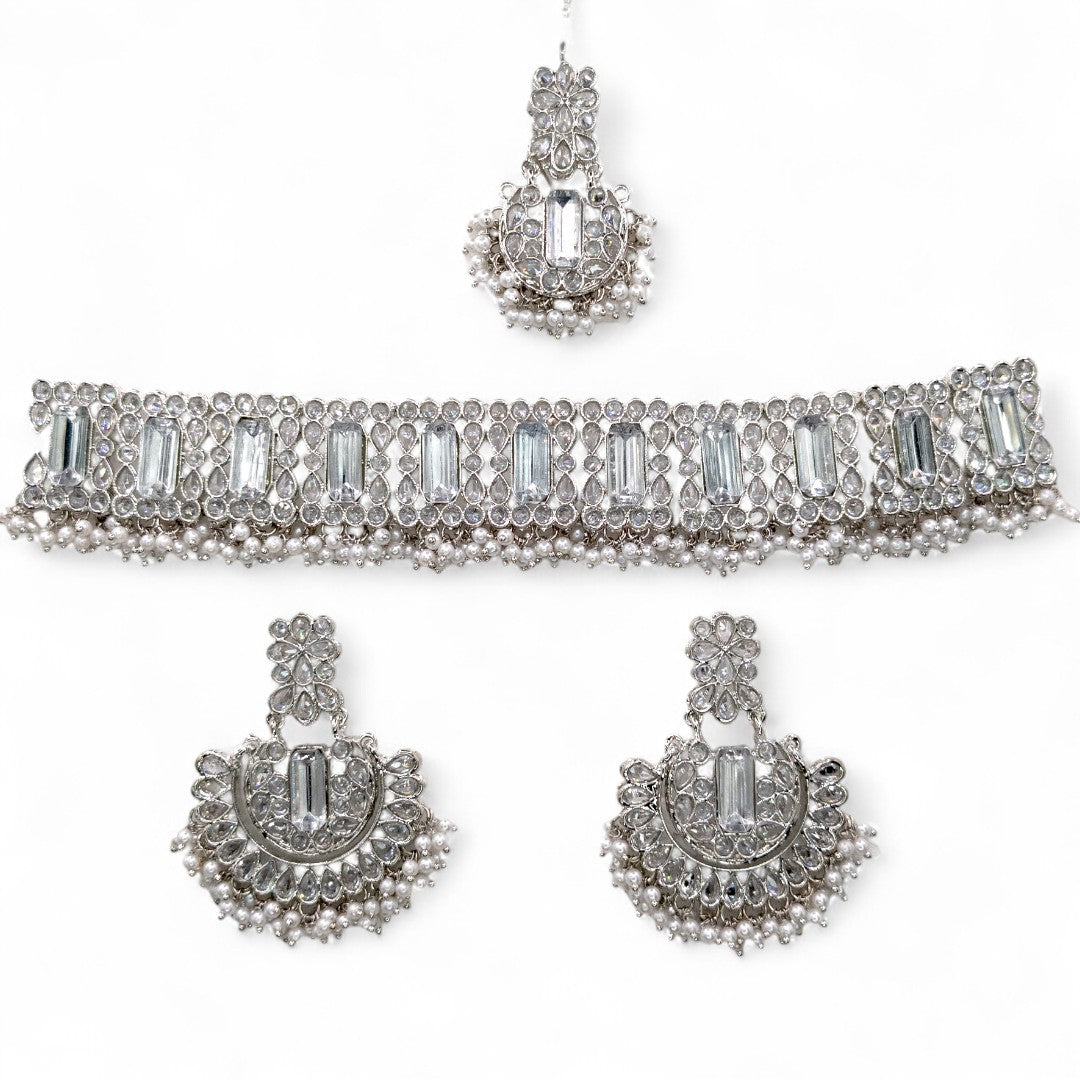 Necklace with Earrings & Tikka - gold
