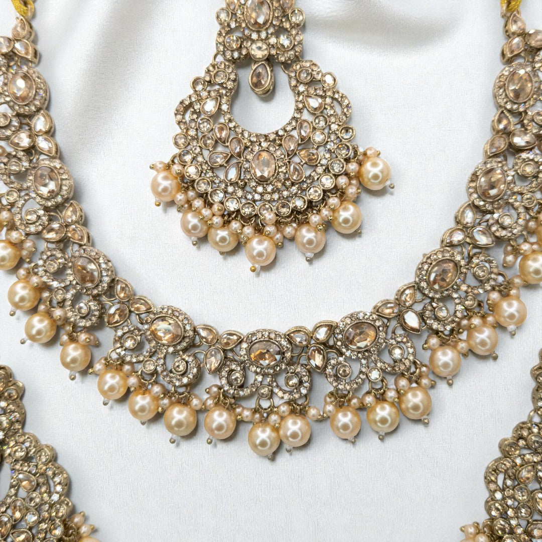 Polki Halskette mit Ohrringe & Tikka - gold