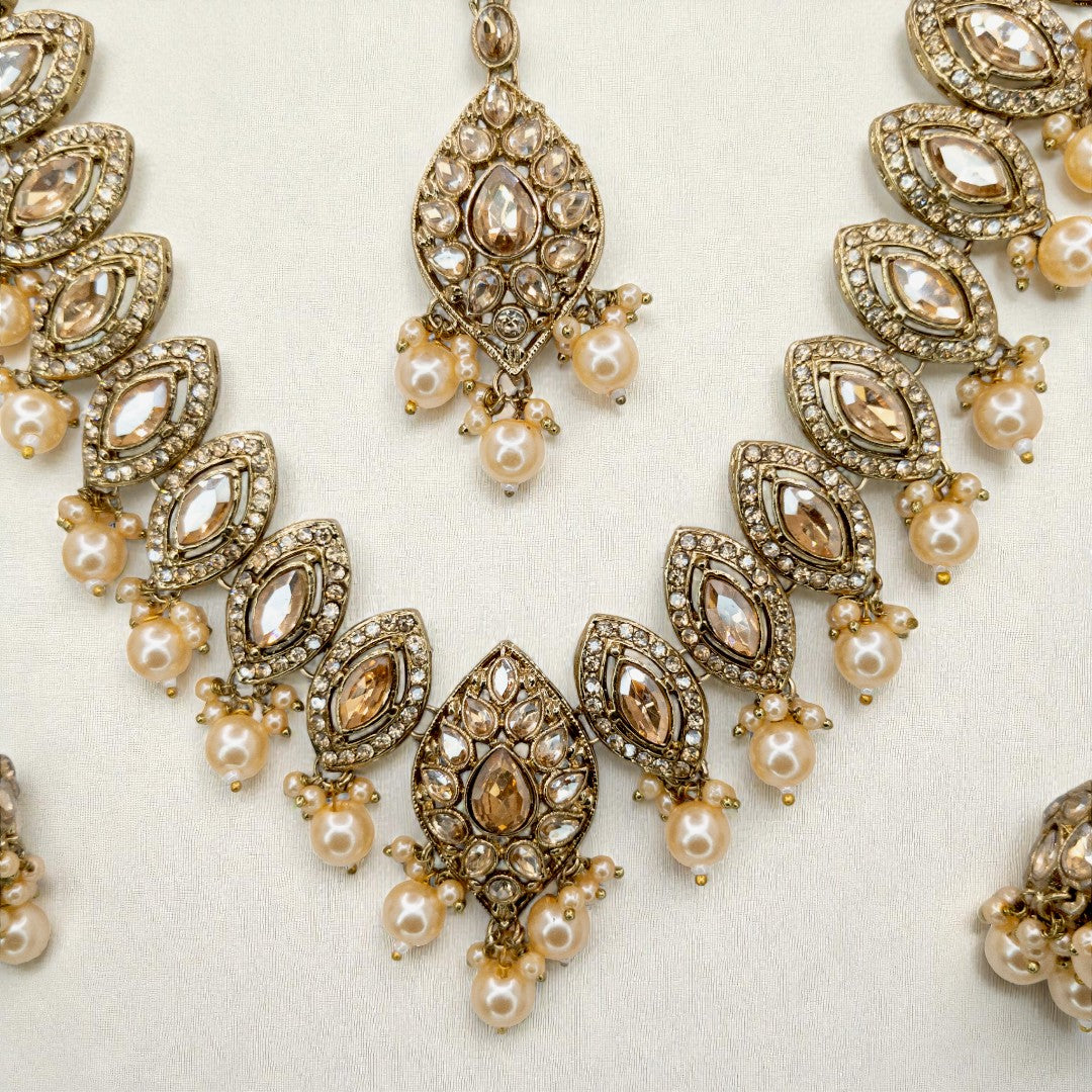 Polki Halskette mit Ohrringe & Tikka - gold