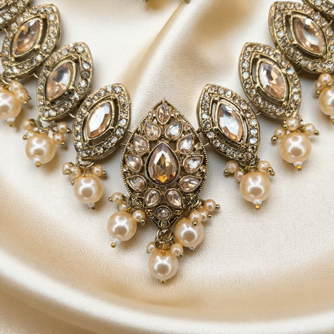 Polki Halskette mit Ohrringe & Tikka - gold