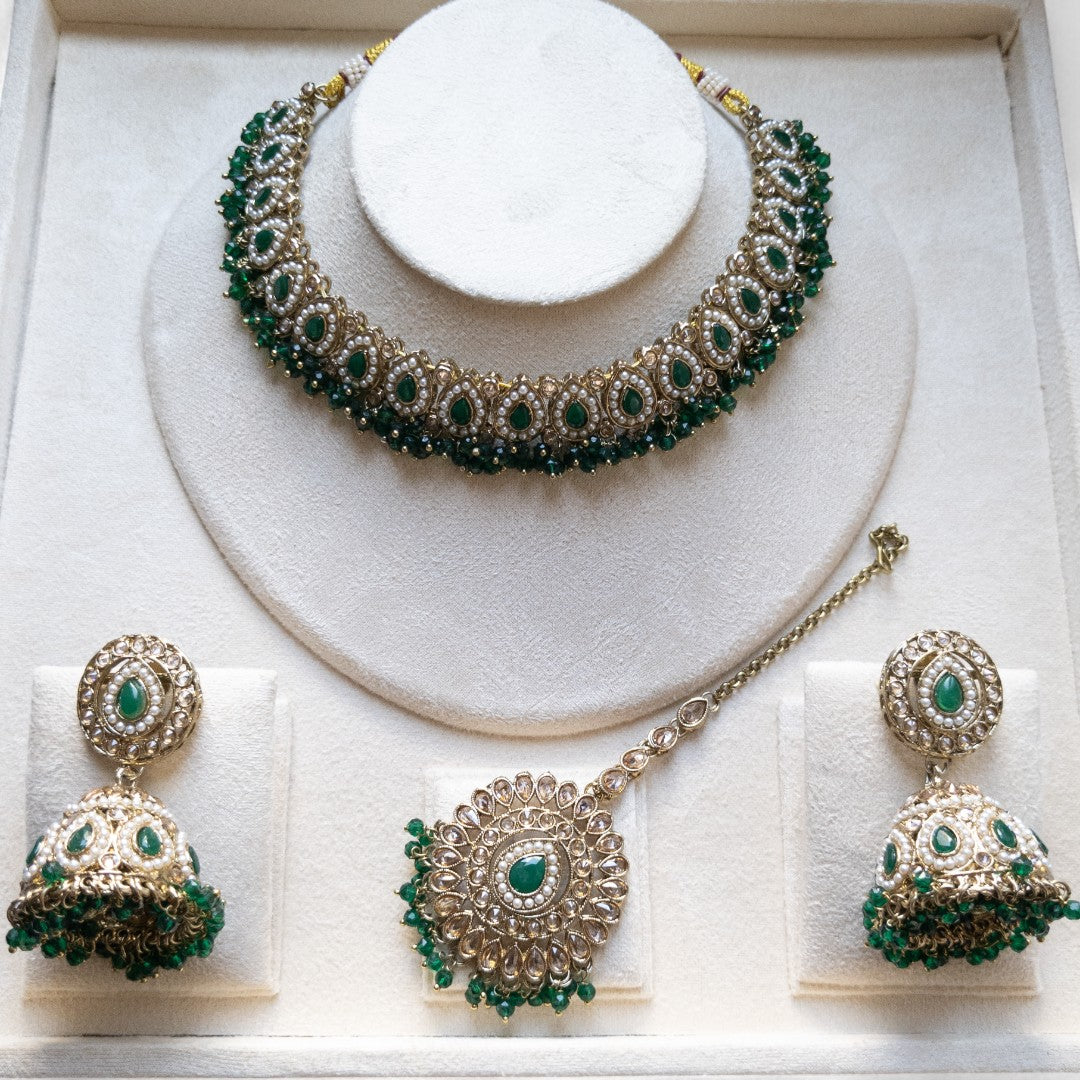 Polki Halskette mit Ohrringe & Tikka - gold | grün