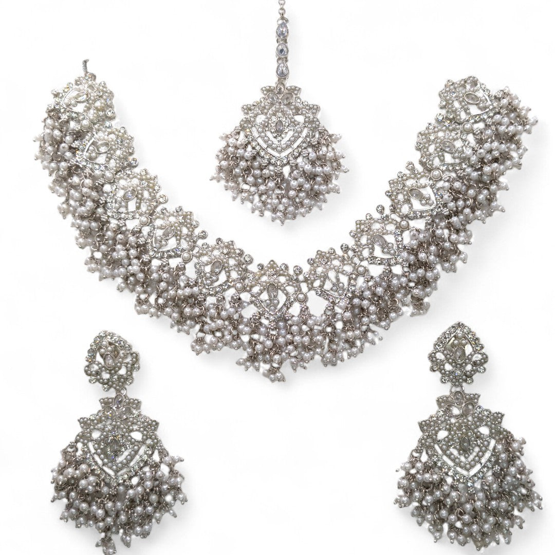 Necklace with Earrings & Tikka - gold