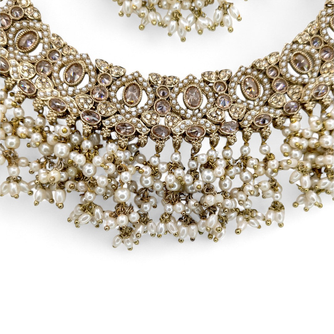 Necklace with Earrings & Tikka - gold
