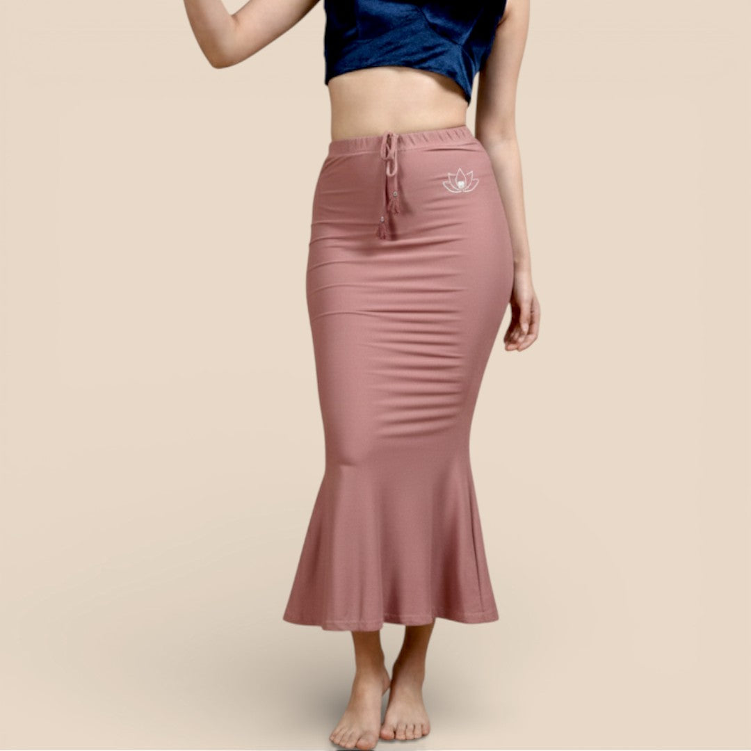 Alles-in-einem Saree Set | Peach– Soft Silk Saree + Blouse + Shapewear