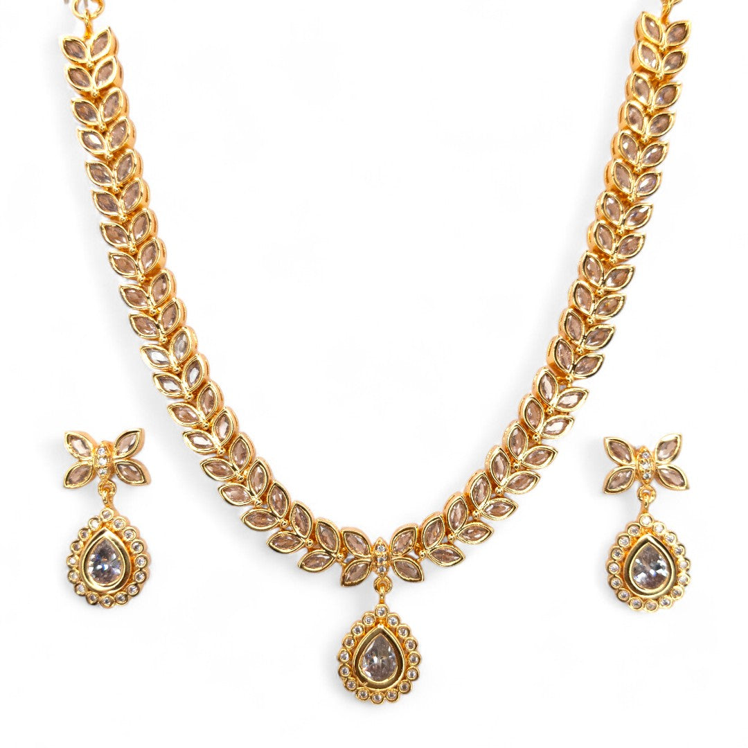 Trendy - Halskette mit Ohrringe - gold | weiß