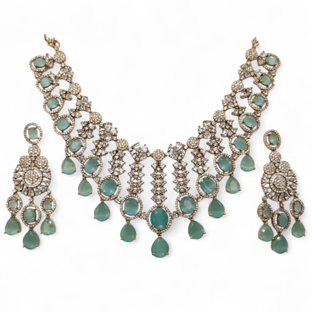 Temple Necklace with Earrings - gold | green