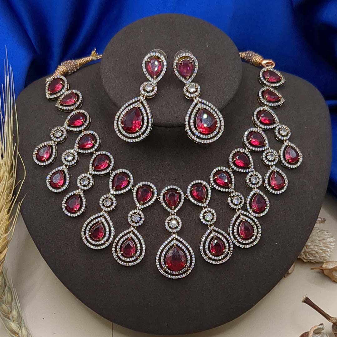 Trendy Halskette mit Ohrringe - gold | Magenta rot