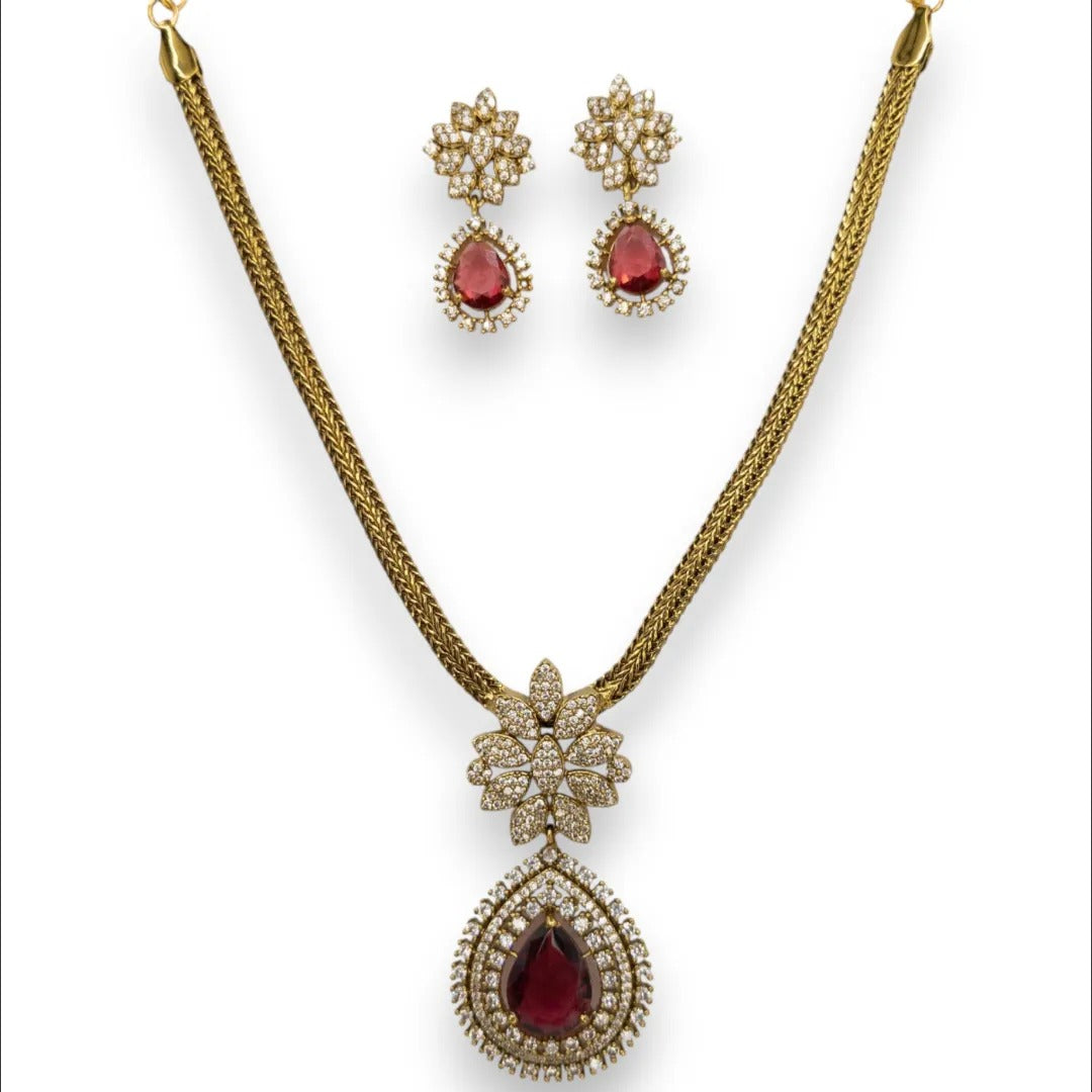 Trendy Halskette mit Ohrringe - gold | rot