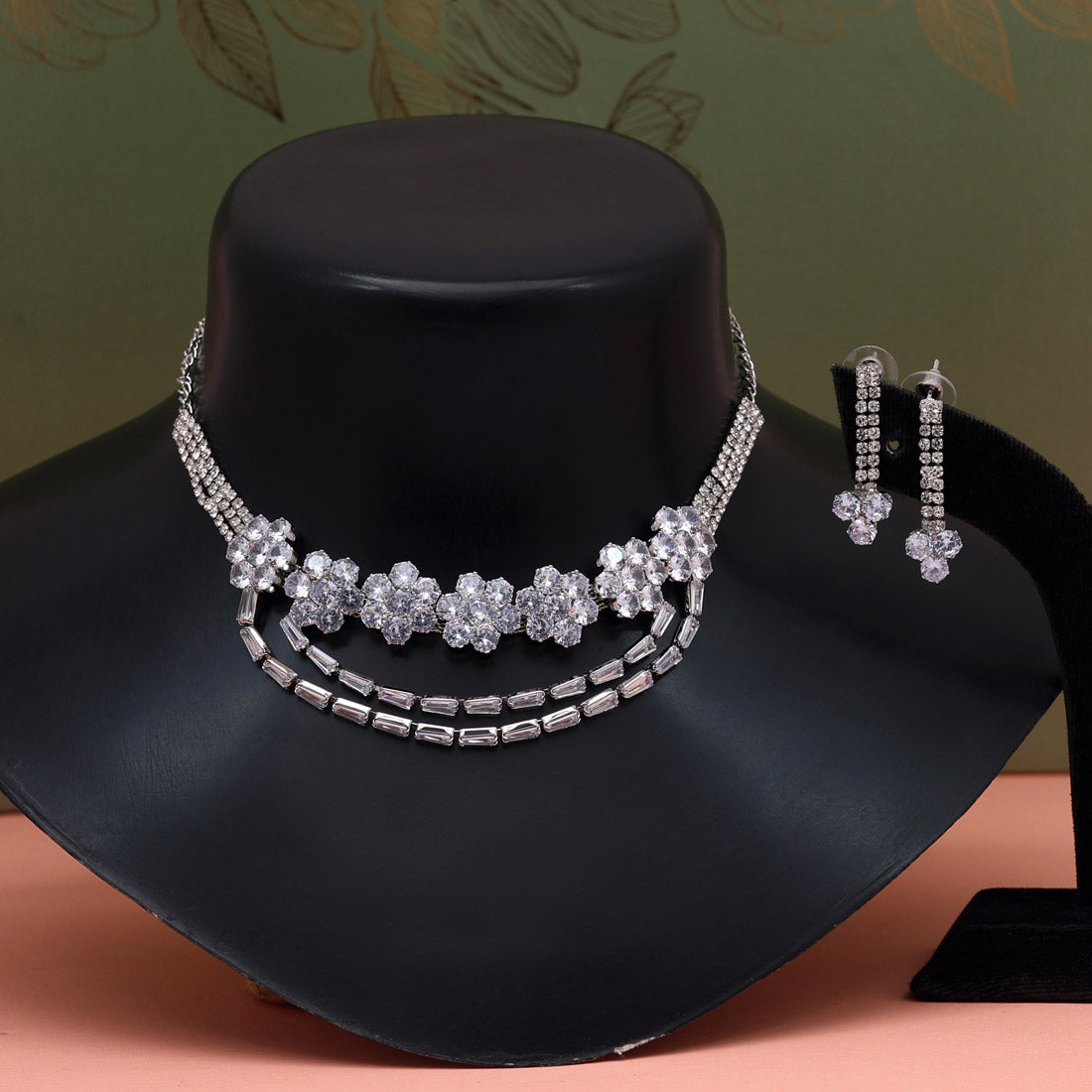 Trendy Halskette mit Ohrringe - silber