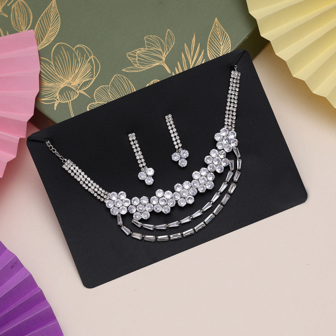 Trendy Halskette mit Ohrringe - silber