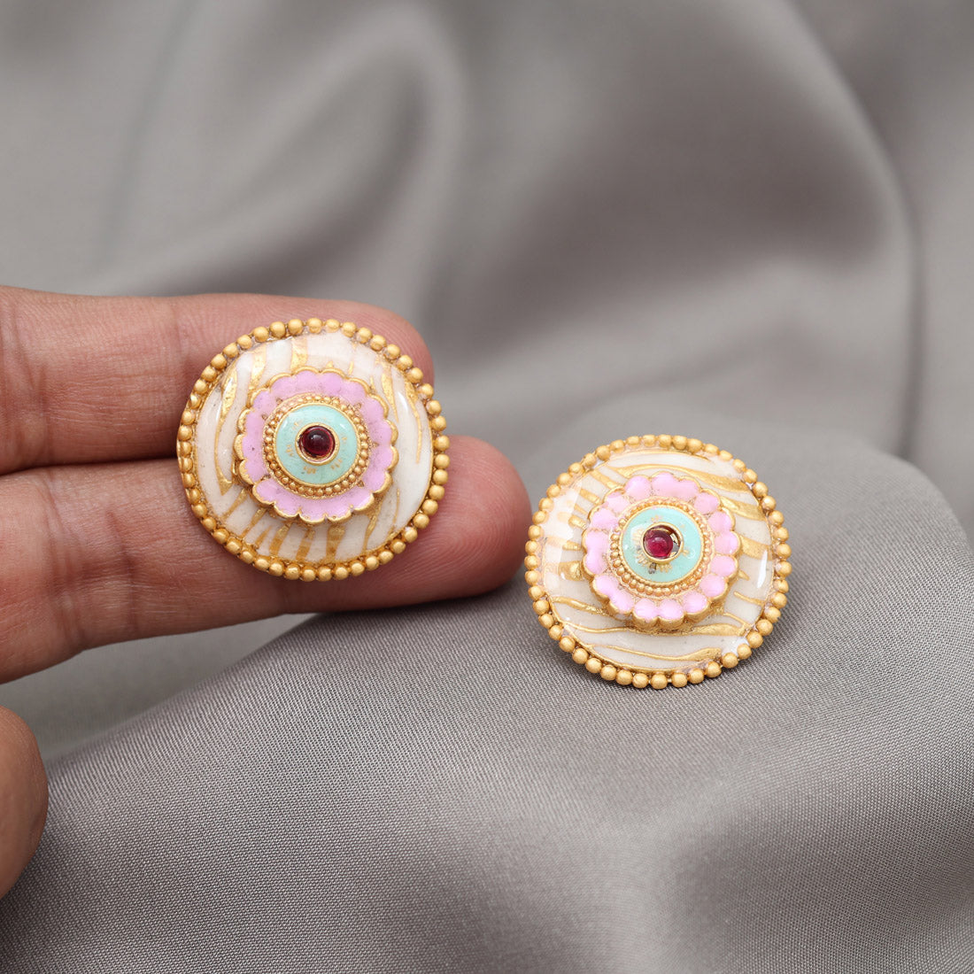 Stud Ohrringe - Gold | Rosa