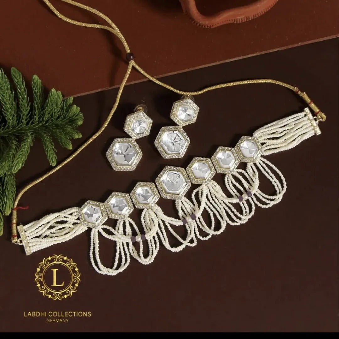 Kundan Choker Halskette mit Ohrringe - weiß