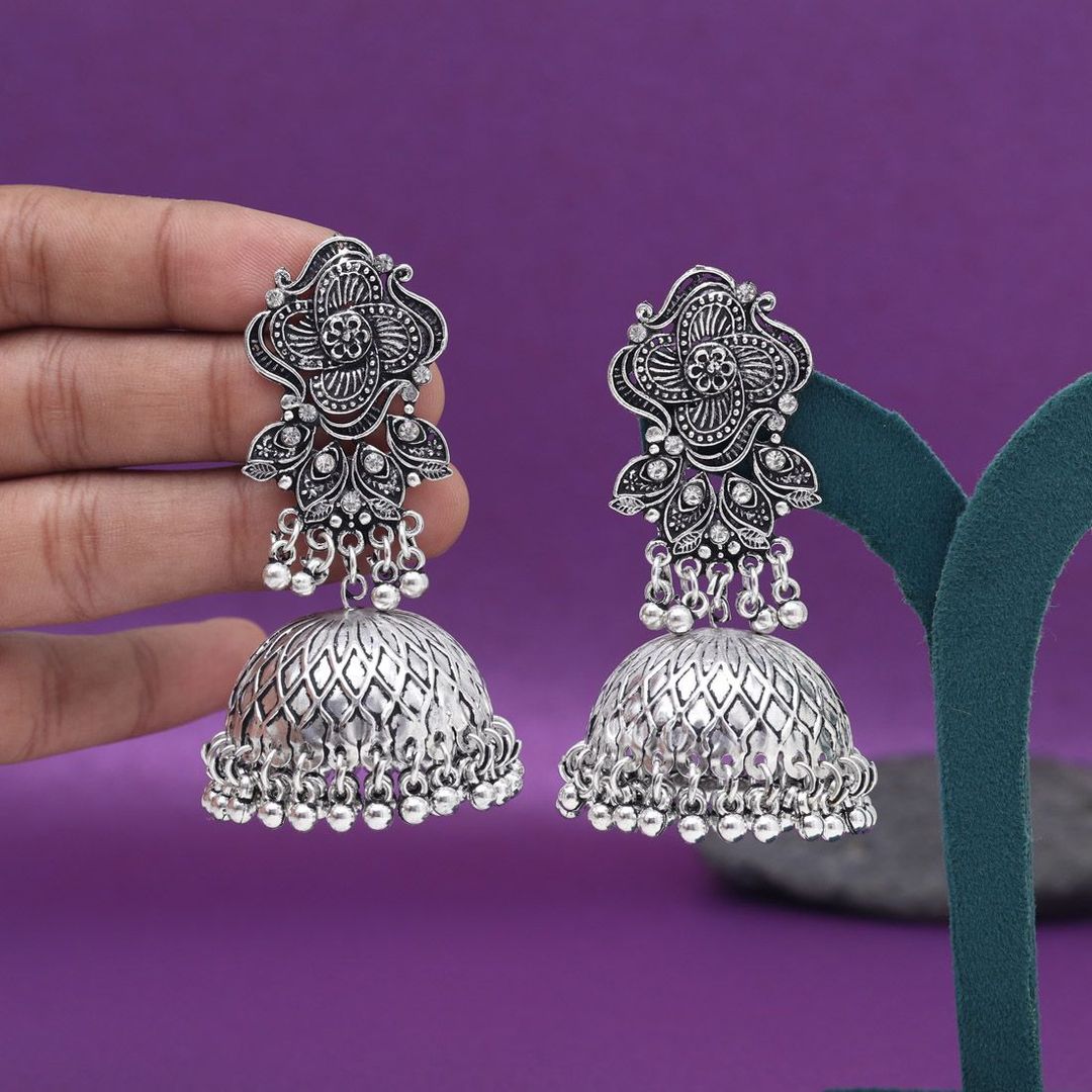 Earrings - Jumkha | silver oxidized