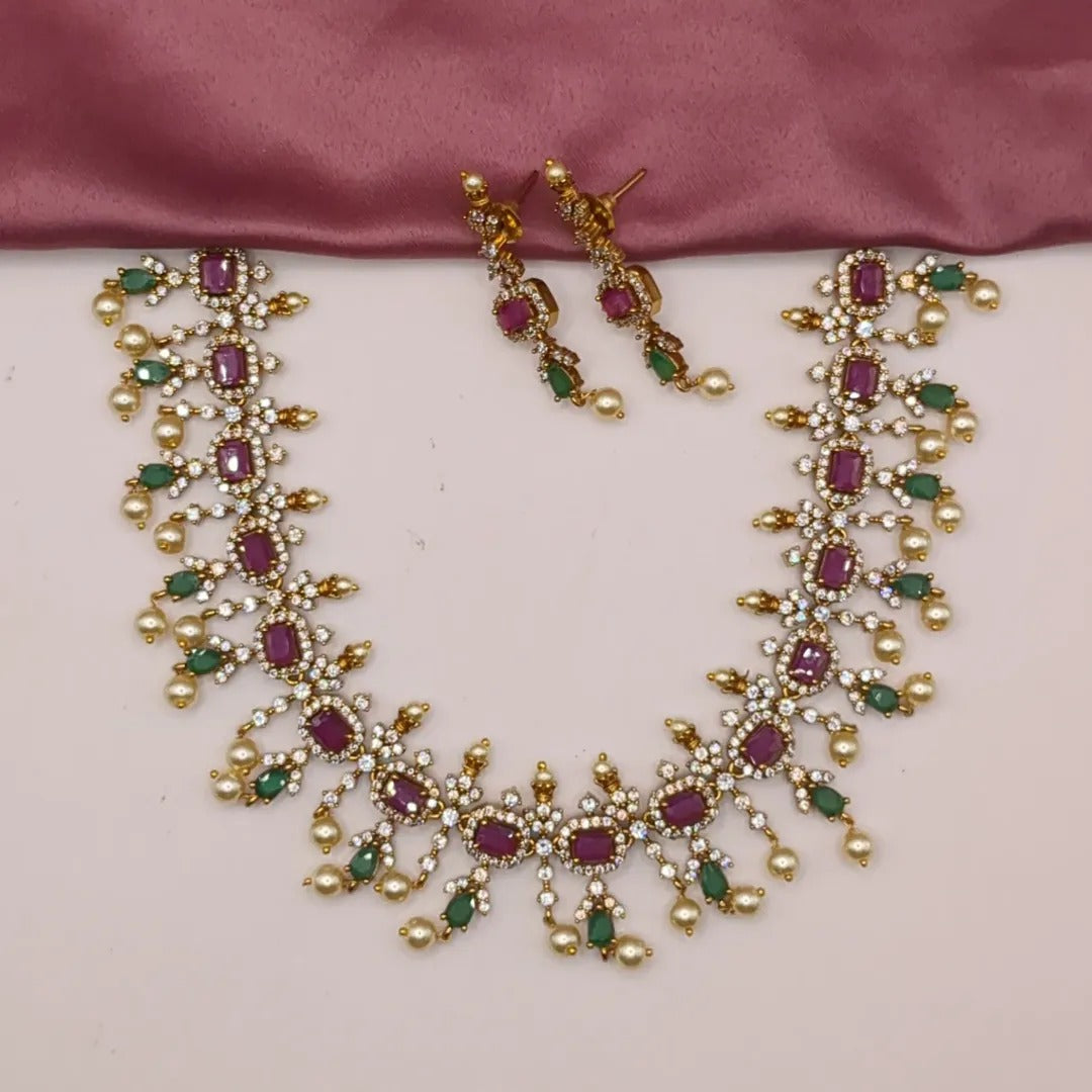 Trendy necklace with earrings - gold | green magenta