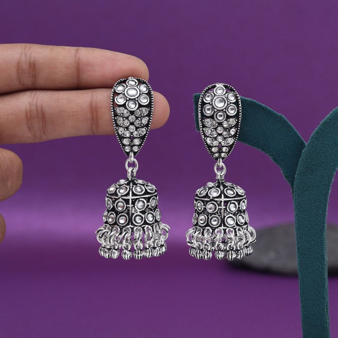 Earrings - Jumkha | silver oxidized