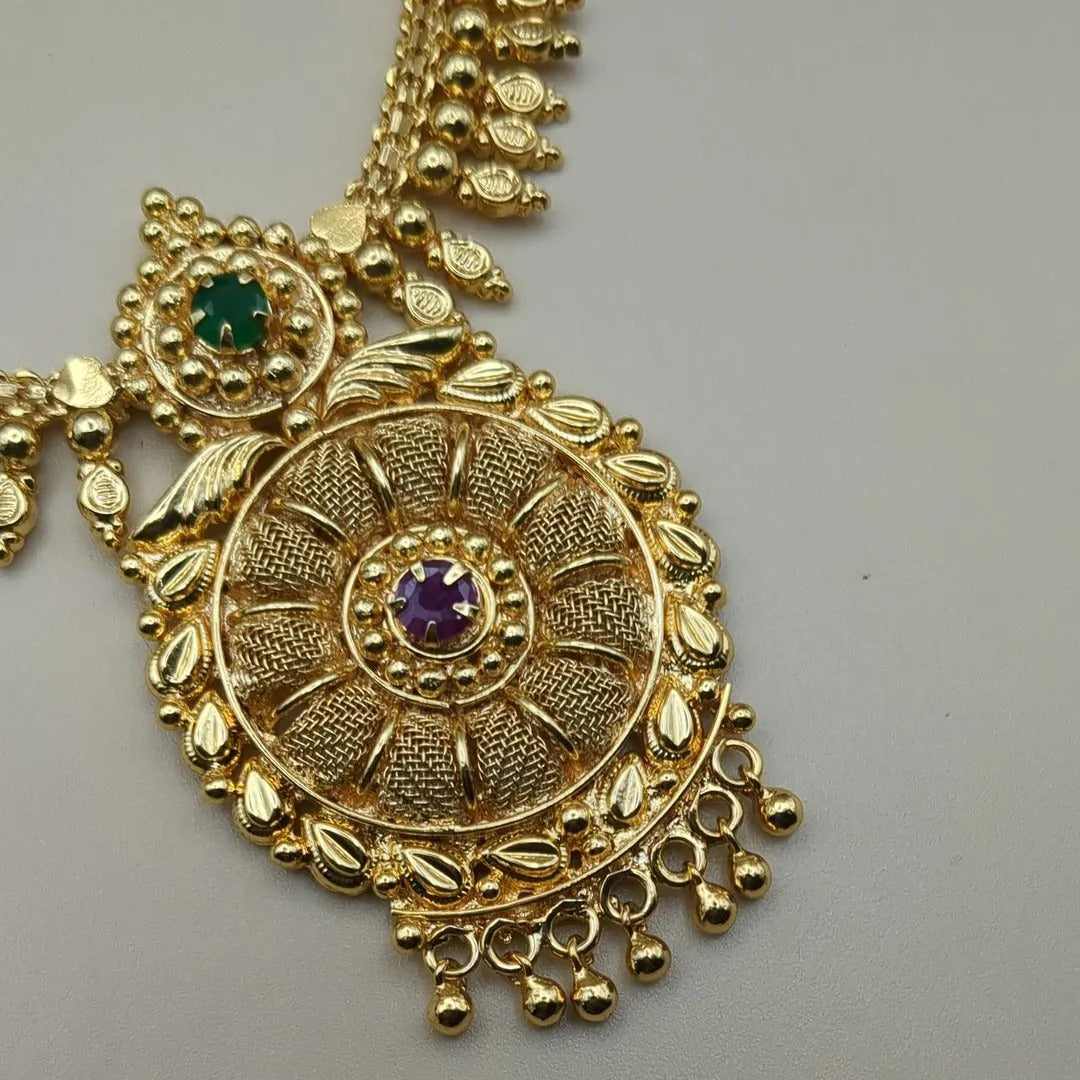 Heritage necklace in classic design | Gold plated