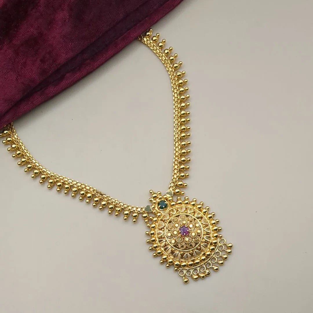 Heritage necklace in classic design | Gold plated