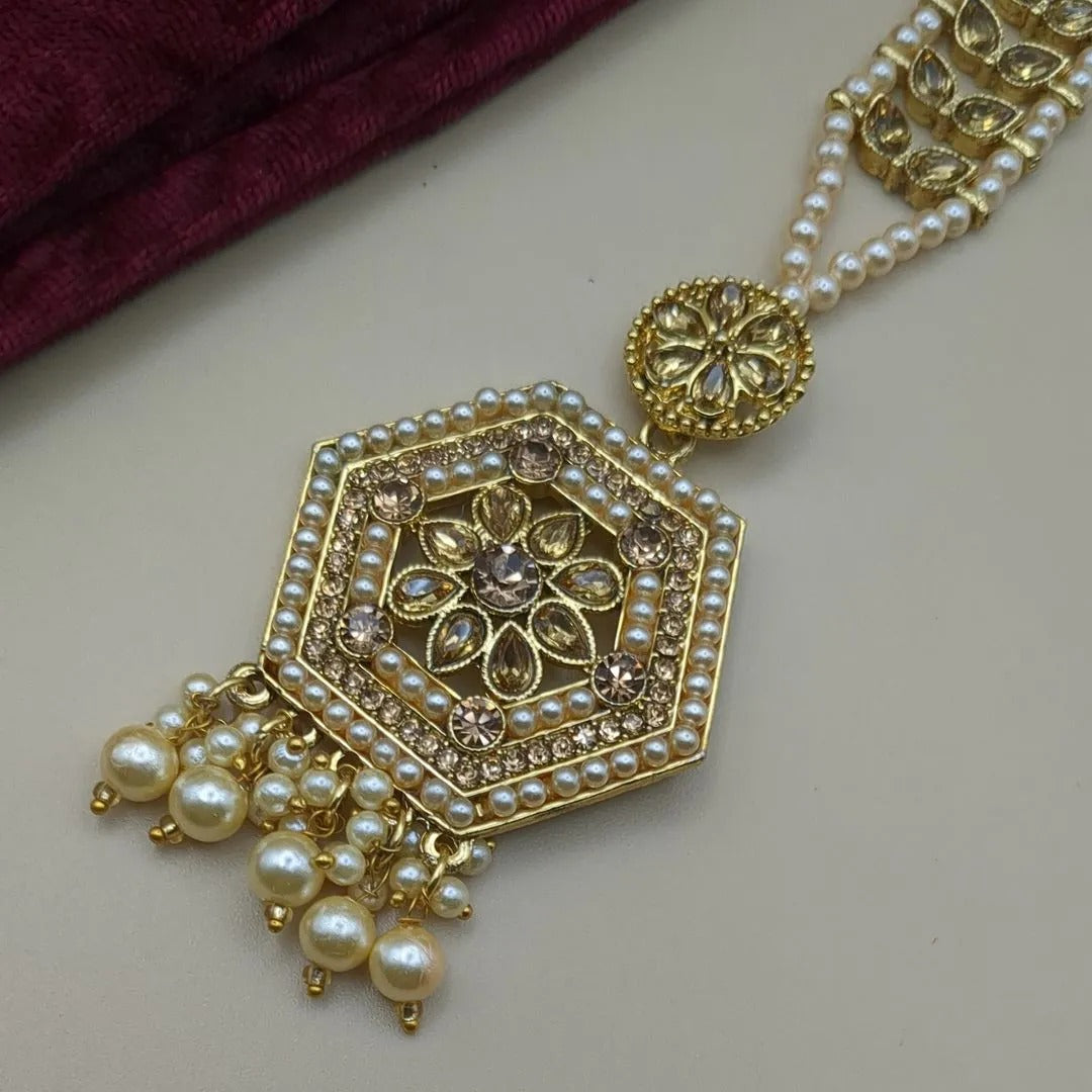 Kundan Maang Tikka - gold