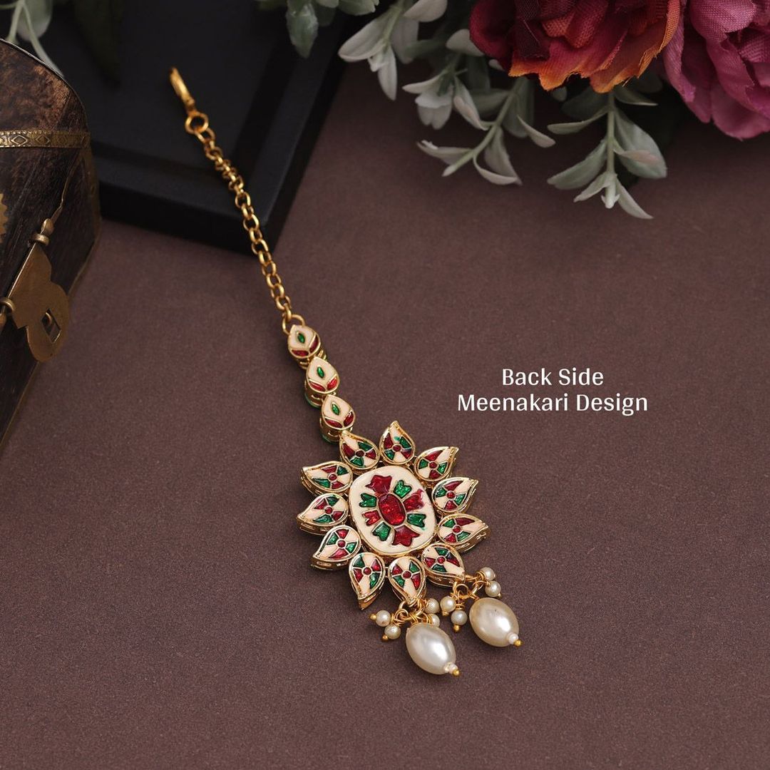 Kundan Maang Tikka - gold