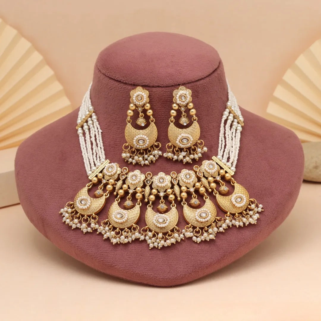 Kundan Antique Halskette mit Ohrringe  - gold | weiß