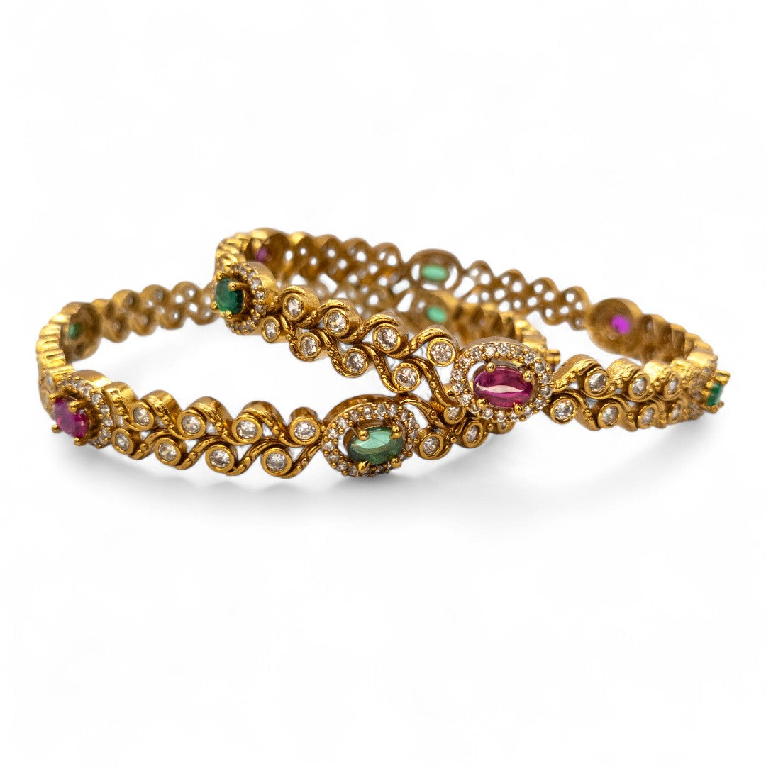Luxmi bangle set with 2 bangles