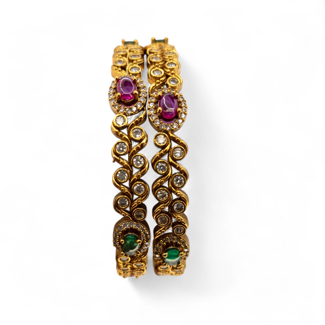 Luxmi bangle set with 2 bangles