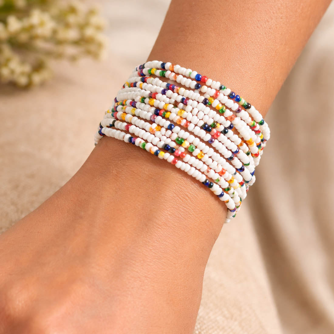 Trendiges Multi-Bead Statement Armband – multicolor