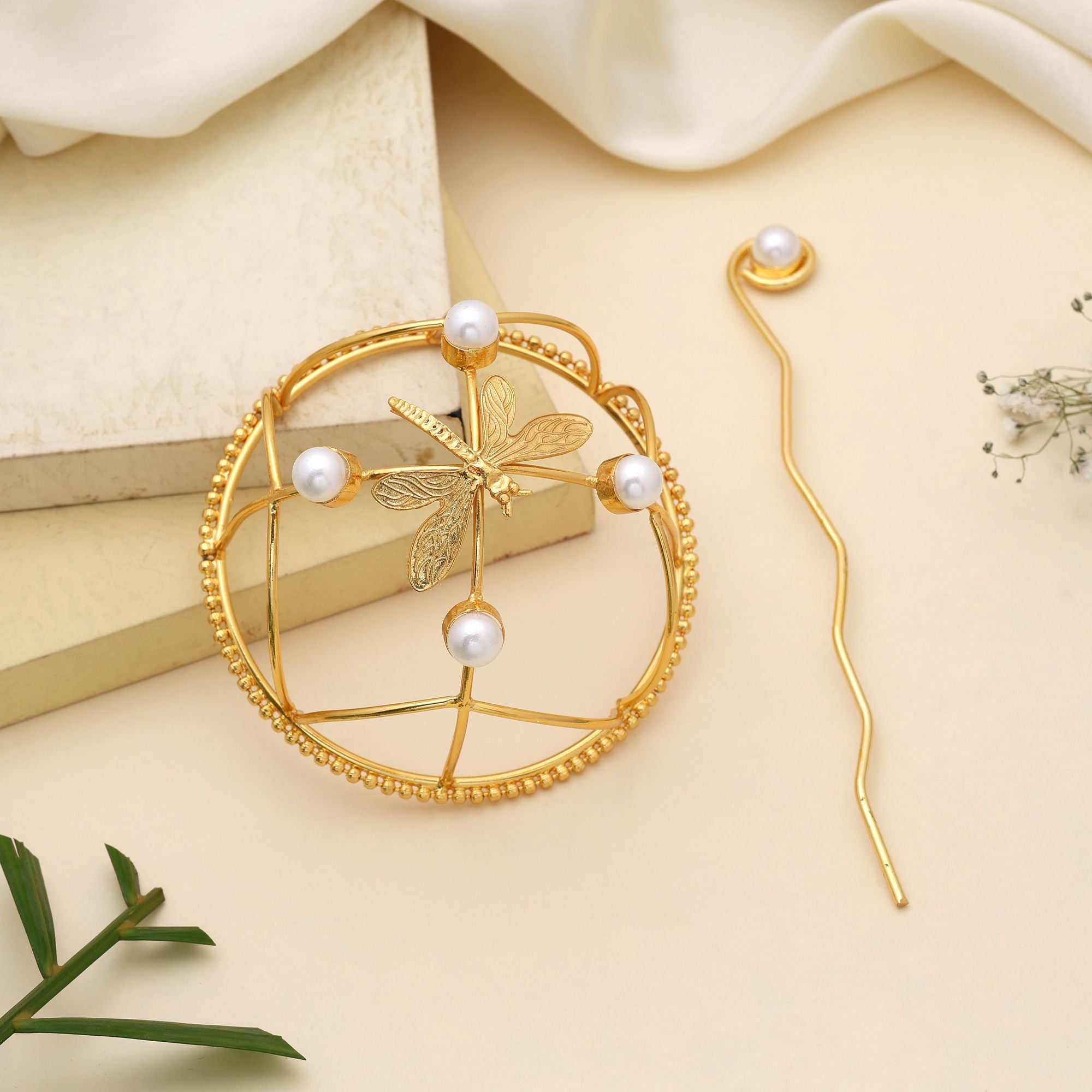 Haarschmuck – Goldfarben