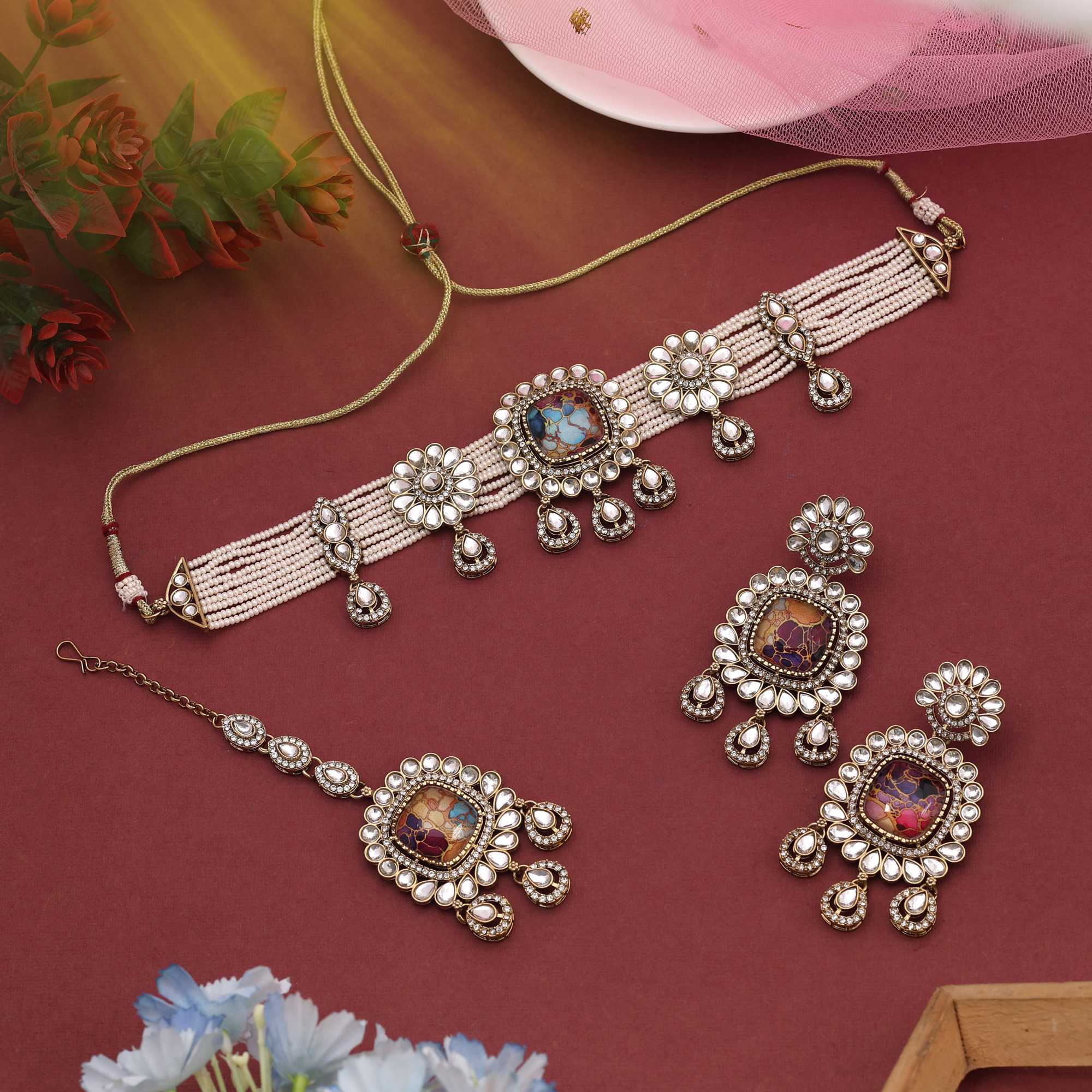 Kundan Halskette mit Ohrringe & Tikka - gold | multi color