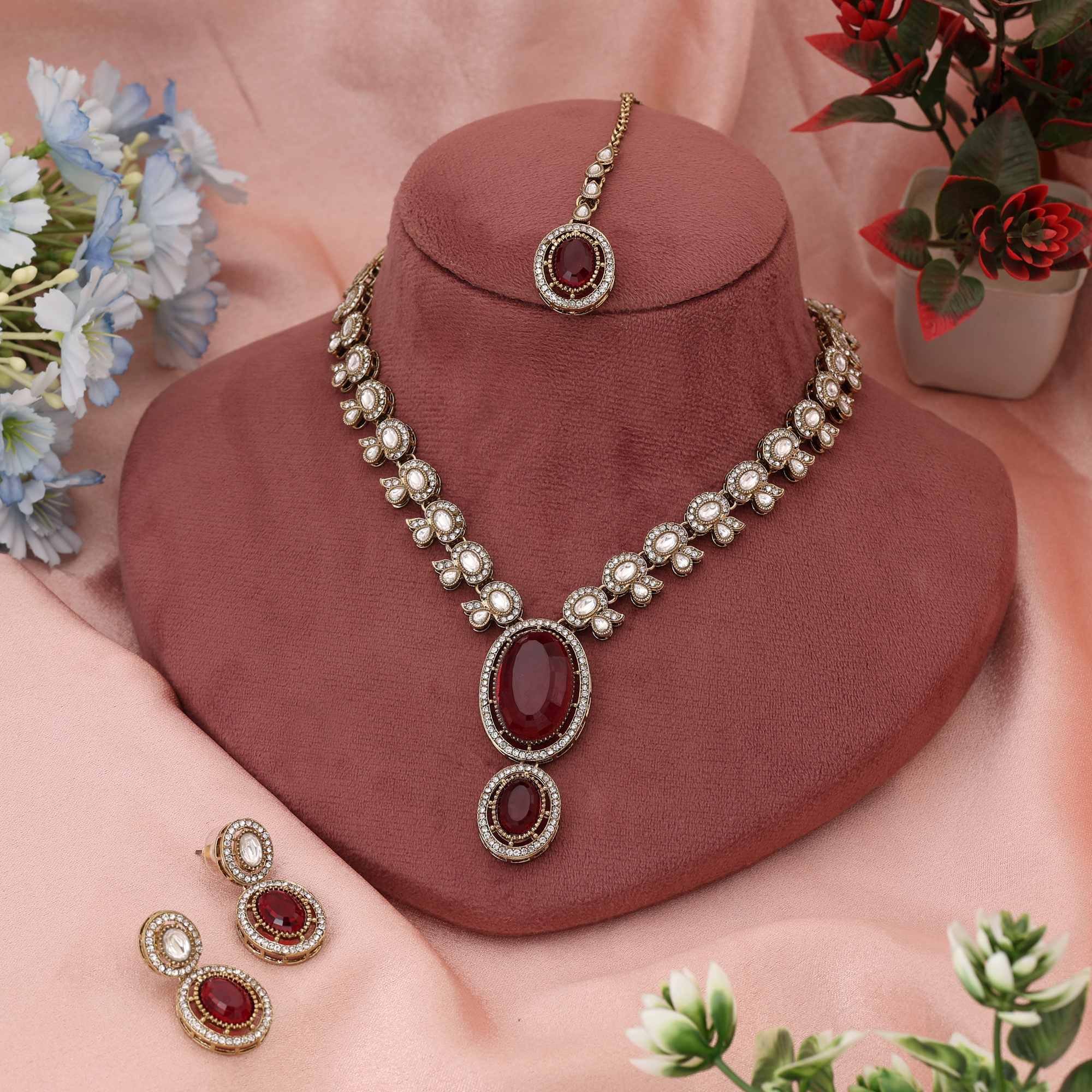 Kundan Halskette mit Ohrringe & Tikka - gold | Rani Pink