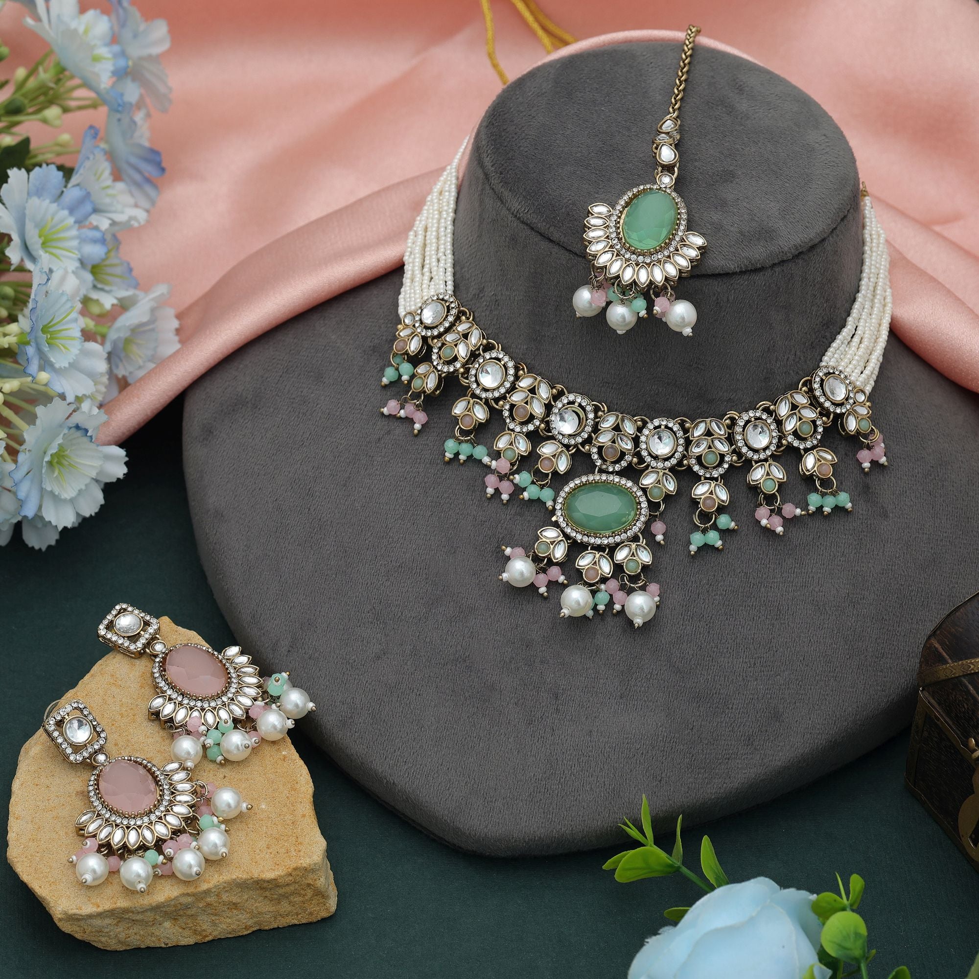 Kundan Halskette mit Ohrringe & Tikka - gold | Rosa, Mint