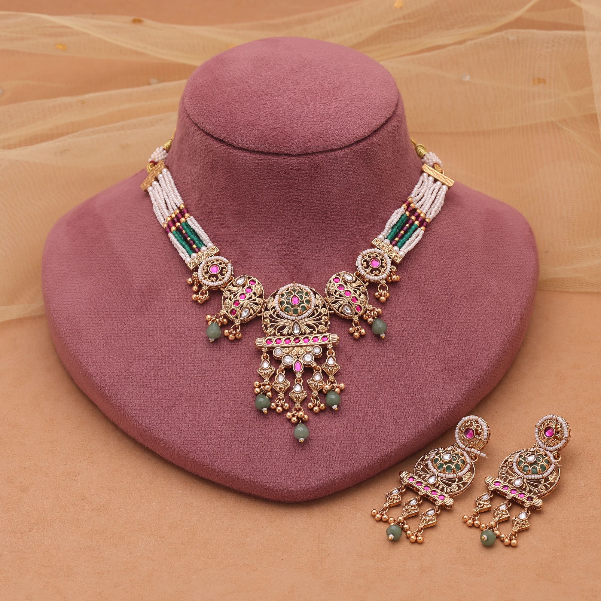 Temple necklace with earrings - matte gold
