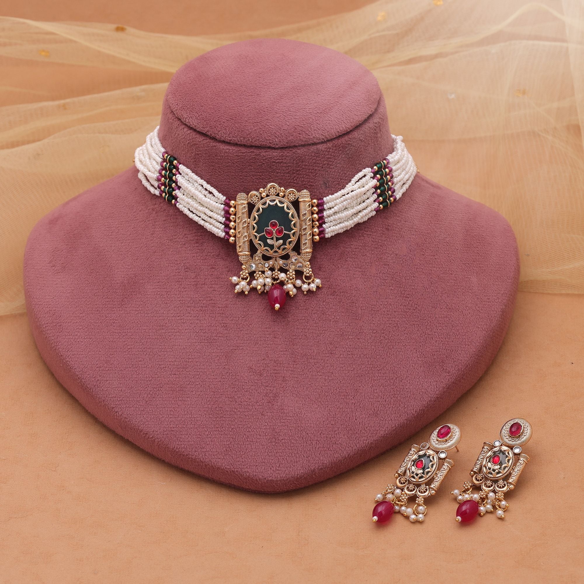 Tempel Halskette (Choker)  mit Ohrringe - matt