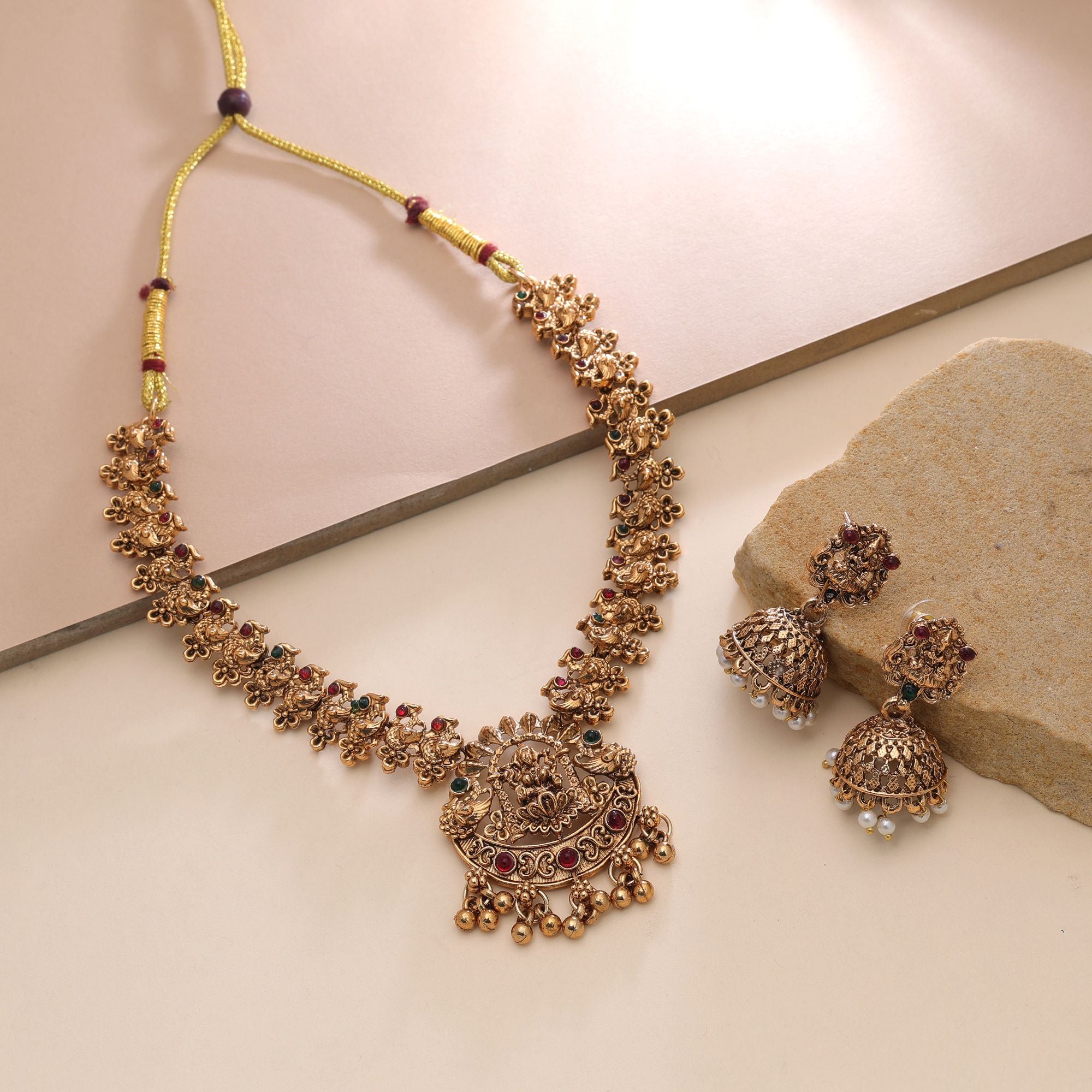 Temple necklace with earrings - matte gold
