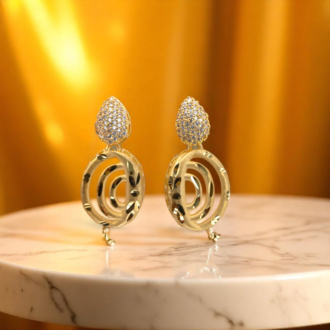 Trendy - Halskette mit Ohrringe - Micro Plate Gold | weiß