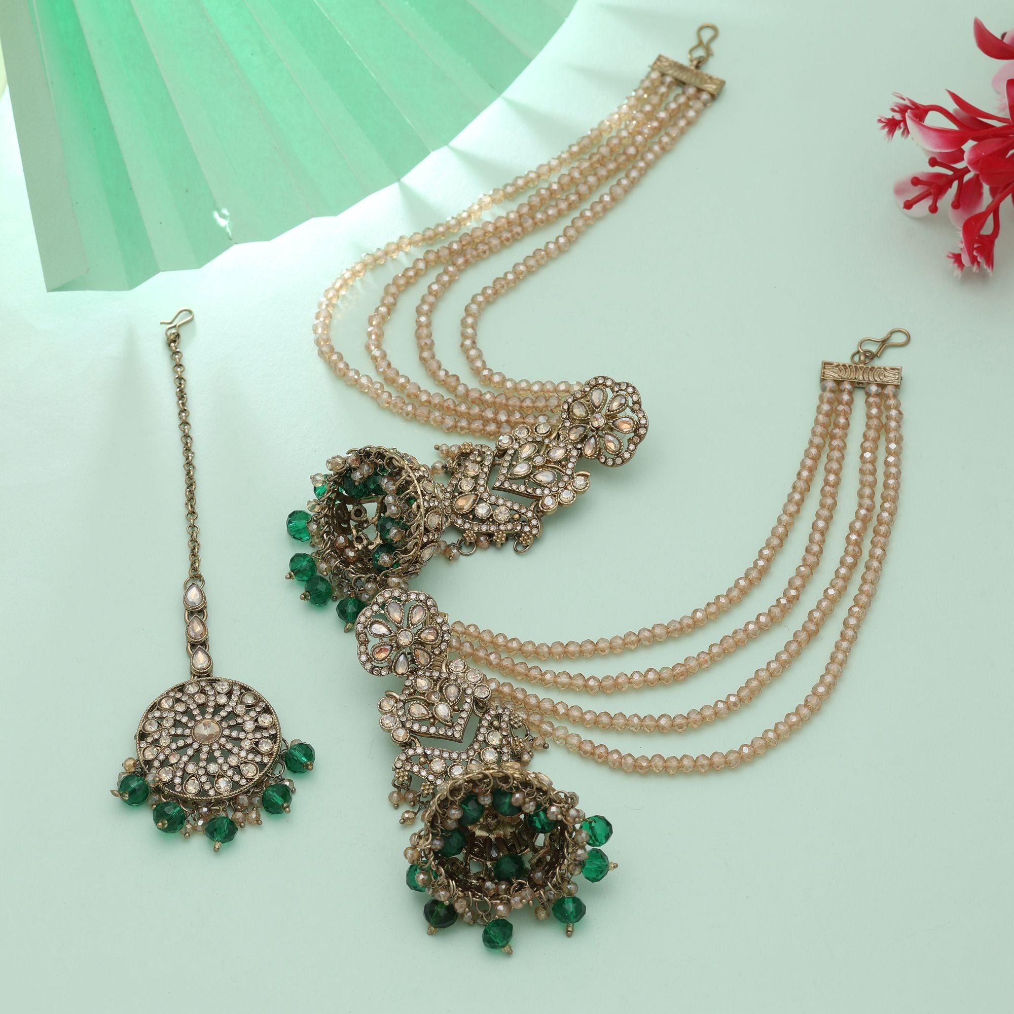 Kundan Ohrringe mit Tikka - Jumkha | gold | grün