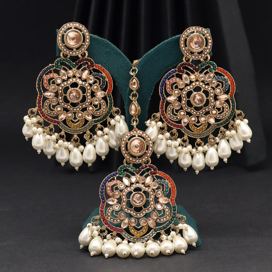 Kundan Ohrringe mit Tikka - Jumkha | gold | multicolor