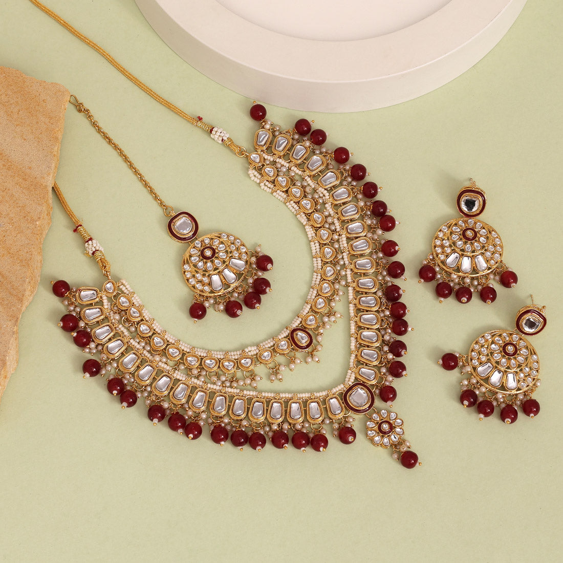 Kundan Necklace with Earrings &amp; Tikka - gold | Mint