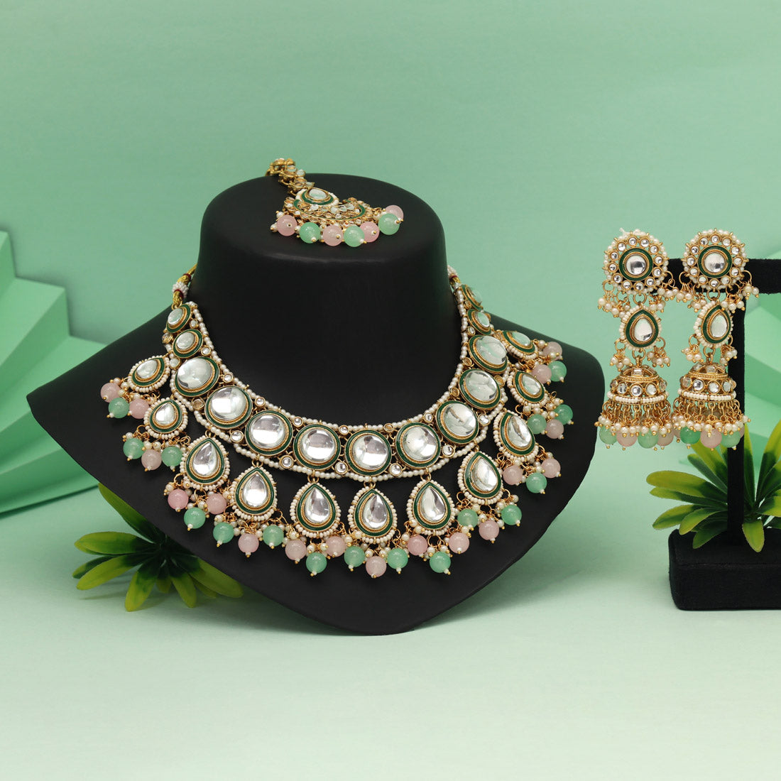 Kundan Necklace with Earrings &amp; Tikka - gold | Red