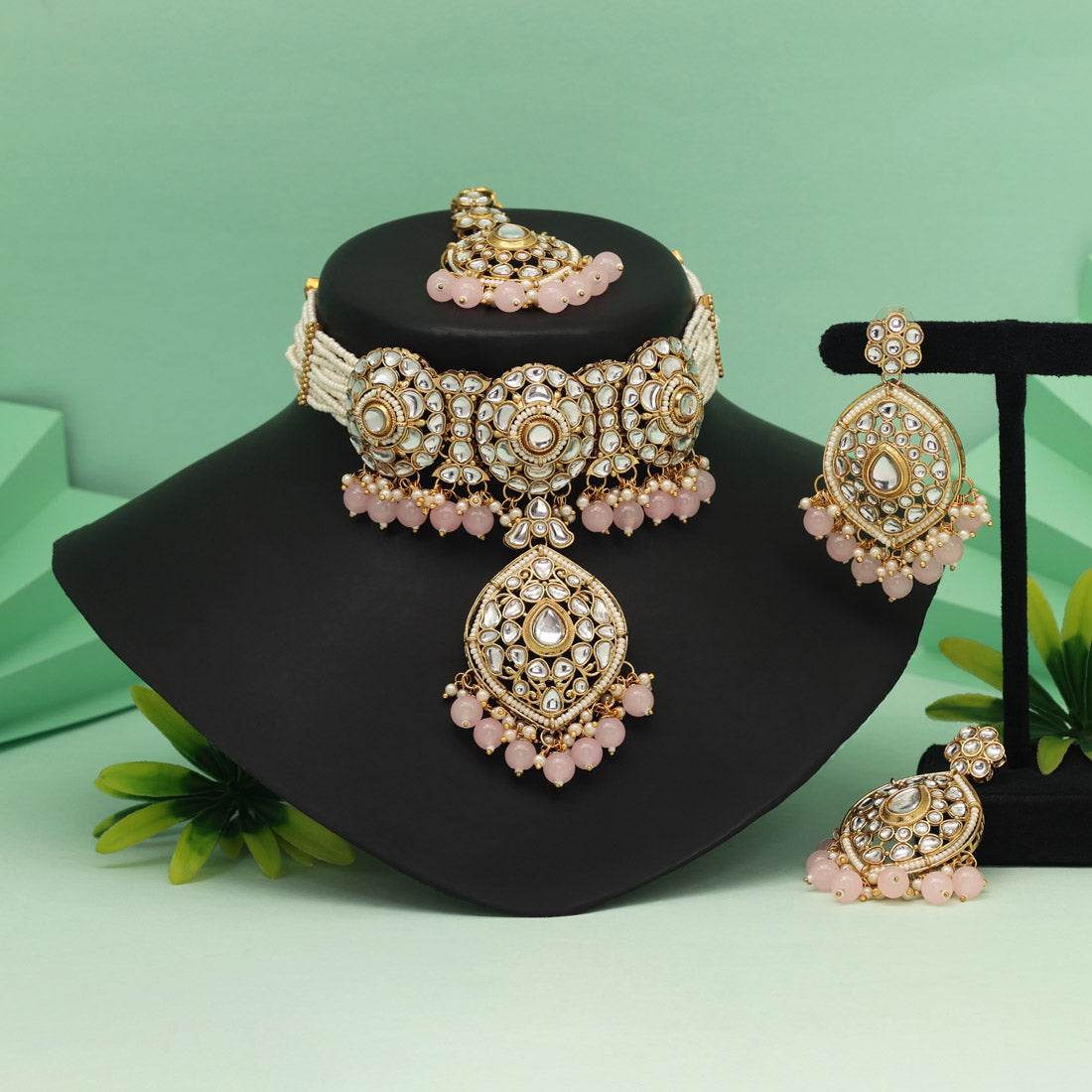 Kundan Necklace with Earrings &amp; Tikka - gold | white