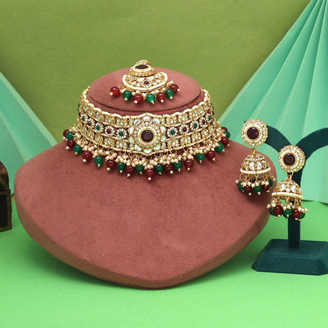 Kundan Necklace with Earrings &amp; Tikka - gold | white