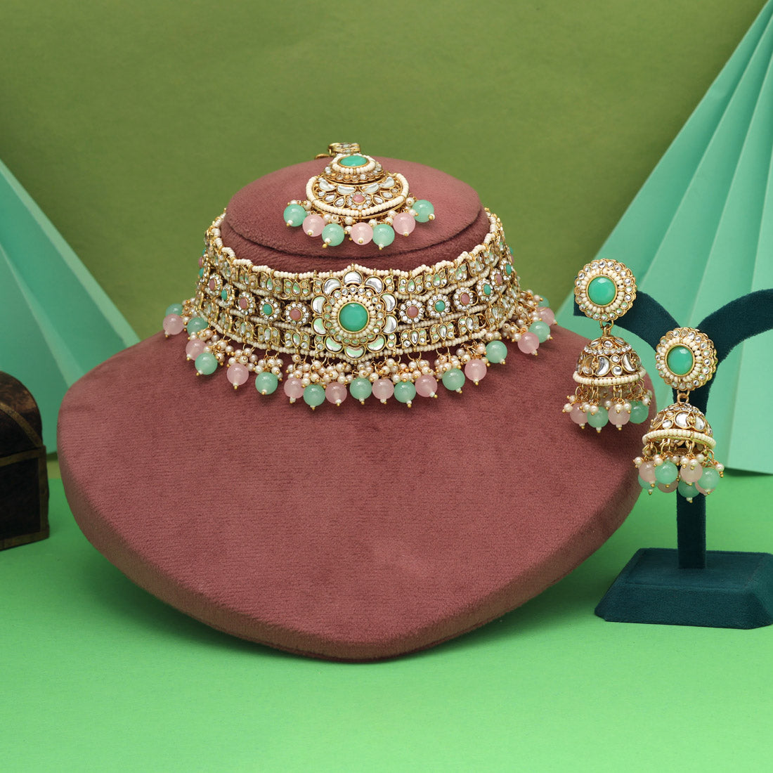 Kundan Necklace with Earrings &amp; Tikka - gold | white