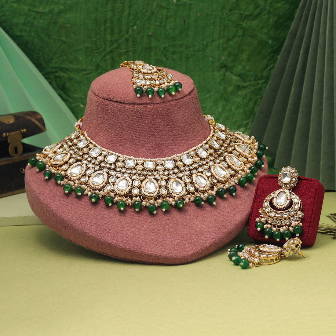 Kundan Necklace with Earrings &amp; Tikka - gold | Red